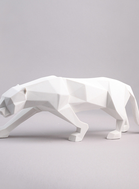 现代样板房样品屋展示中心酒店家居桌面砂岩雕刻白豹子动物装饰品