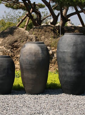 老式翁缸粗陶复古大款落地景观园林瓶盆土罐黑色民俗别墅装饰