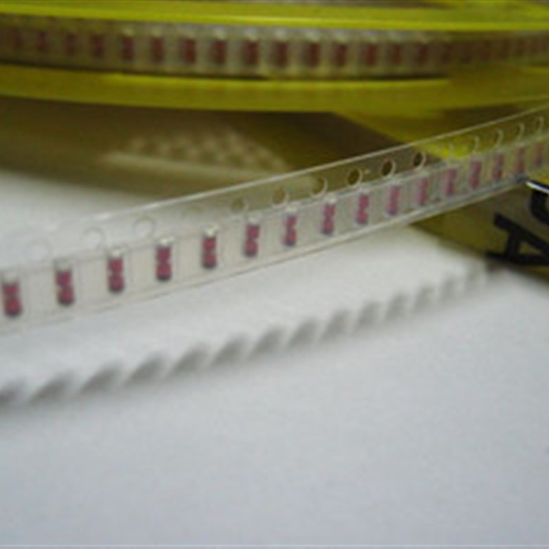 ZMM 18V 贴片稳压管 1206封装 1/2W 稳压二极管整盘2500个 45元