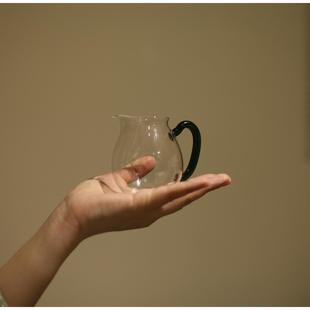 湖绿色 工匠家品 迷你公道杯高硼硅高透玻璃分茶器 儿童公杯带把