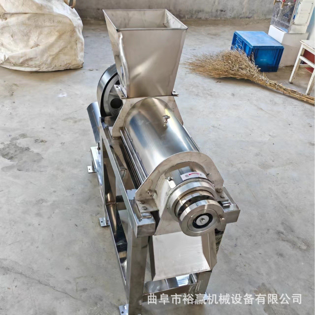 裕赢工厂直销 螺旋榨汁机 西瓜破碎挤汁机 大产量生姜破碎压榨机