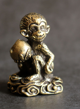复古小铜器摆件纯黄铜生肖猴采桃家居桌面摆件茶宠装饰礼品工艺品