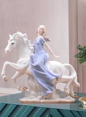 陶瓷摆件西洋美女秋千公主高雅人物桌面装饰品新婚乔迁生日小礼品