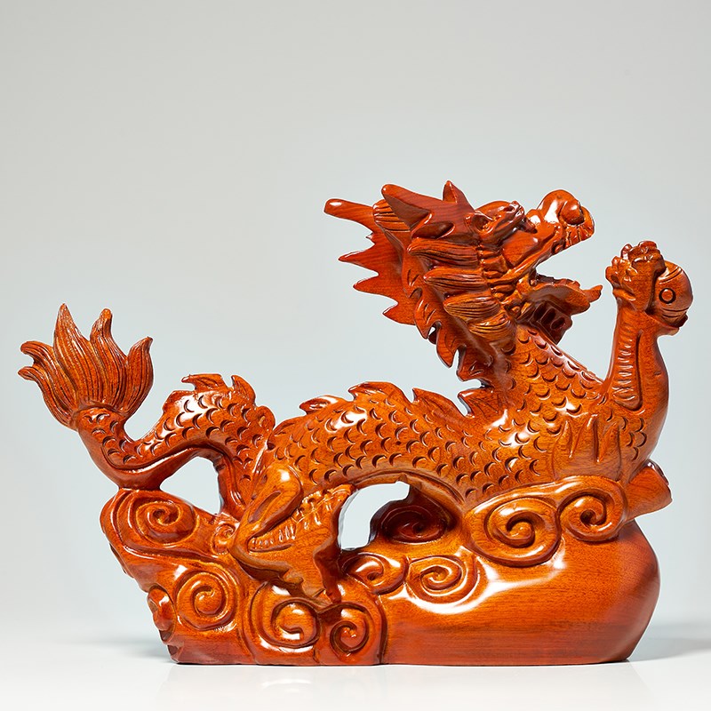 实木雕十二生肖龙摆件青龙戏珠老板办公桌工艺品摆设店铺开业礼物