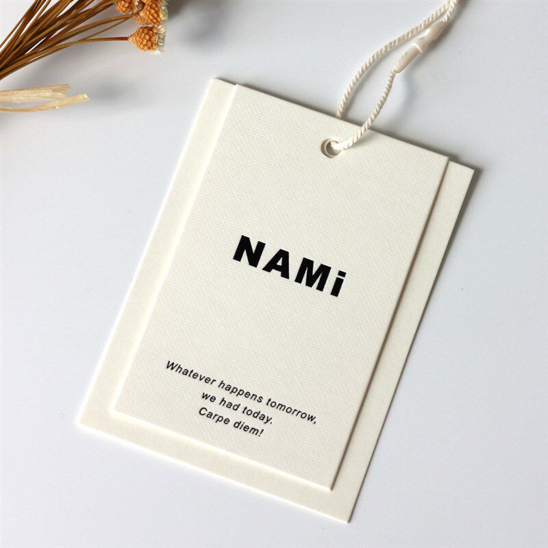 高档吊牌定做特种纸服装挂卡衣服店标签logo设计女装简约挂牌定制