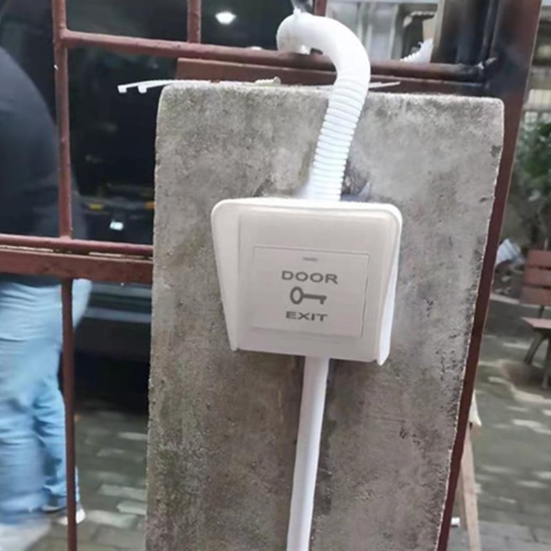 门禁防水罩室外门铃防雨罩出开门按钮开关罩子考勤机防护罩粘贴式