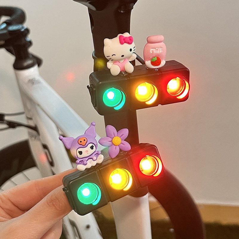 自行车尾灯夜骑警示灯可爱卡通帕恰狗山地车车尾爆闪灯公路车配件