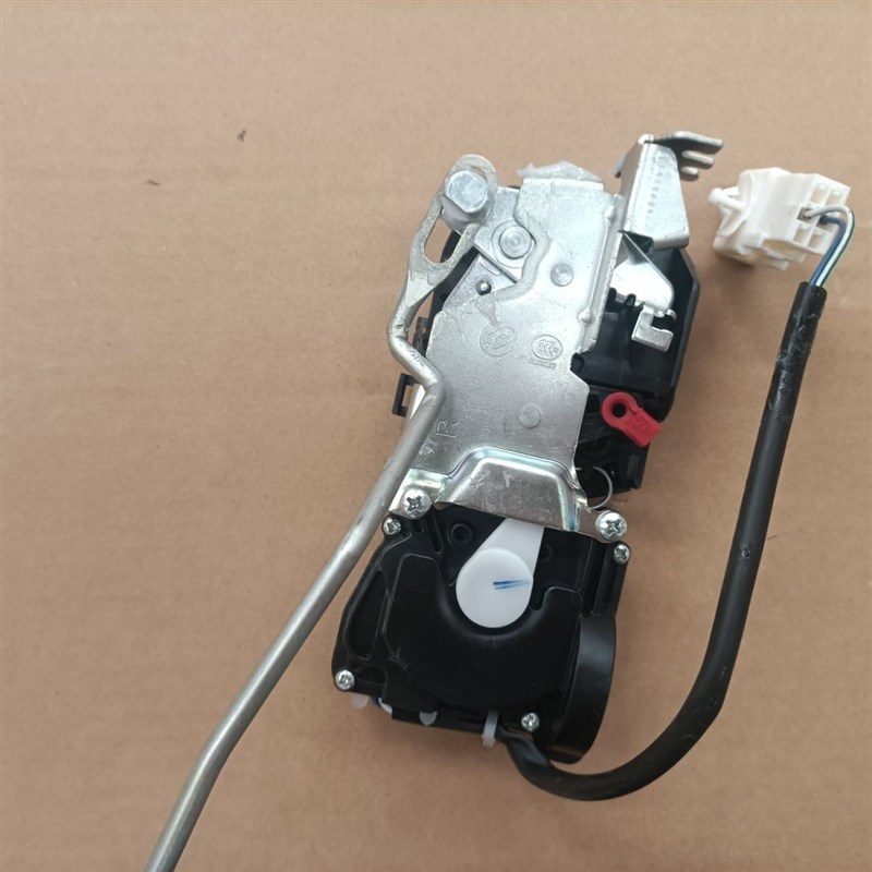 适用于御捷330乐唯V6领途E行电动汽车车门锁块中控锁闭锁器电机