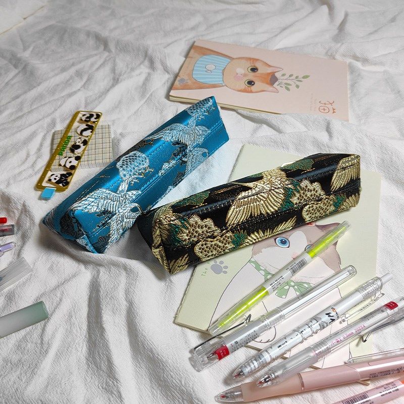 复古风祥云白鹤高档笔袋大容量工作文具袋小化妆包大学生高级感