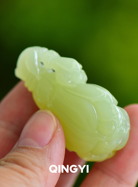 天然新疆和田玉黄口玉兰花吊坠男女款玉石挂件玉坠送朋友闺蜜礼物