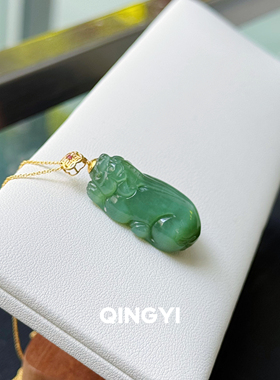 天然俄料和田玉碧玉猫眼貔貅吊坠18k金镶女款玉石挂件送老婆礼物