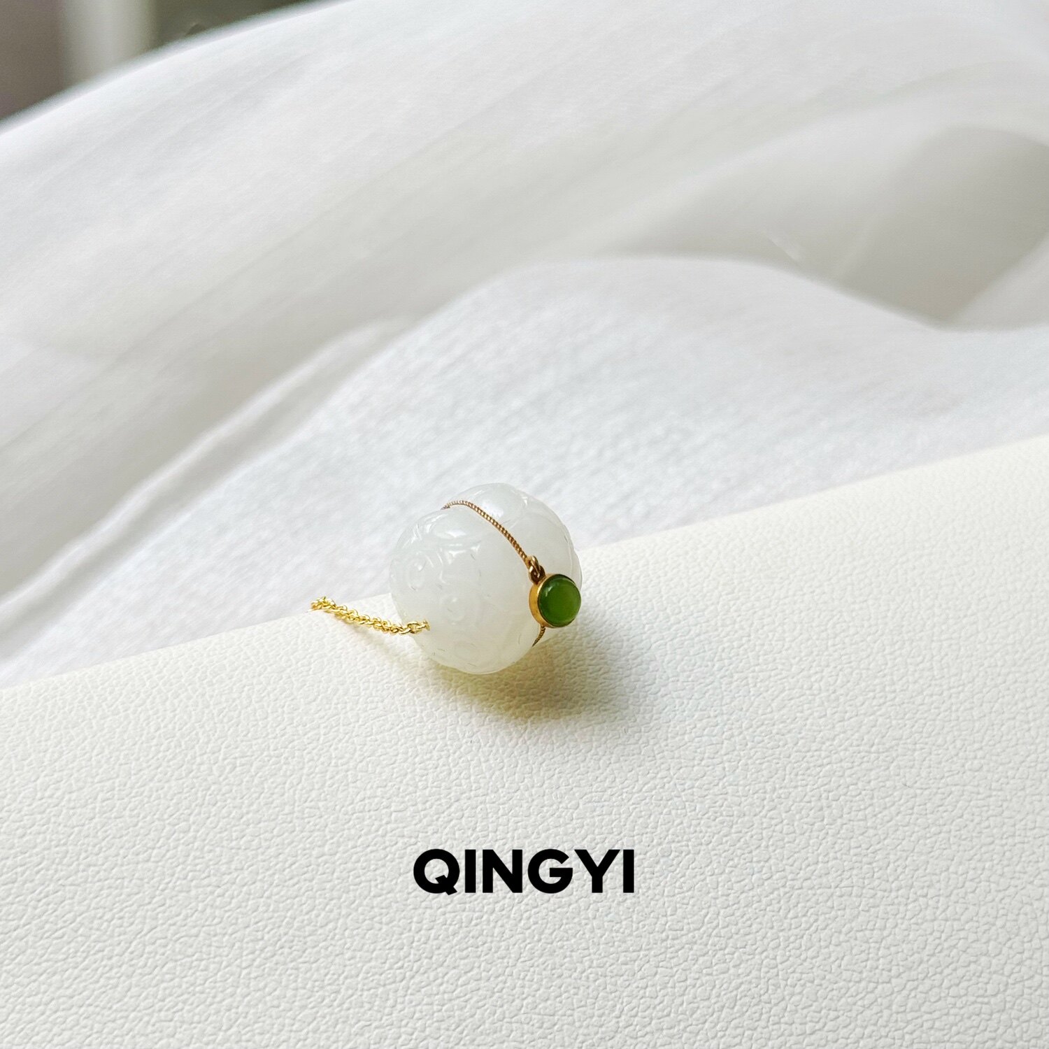 天然俄料和田玉白玉并蒂莲吊坠18k金女款转运珠玉石挂件送朋友