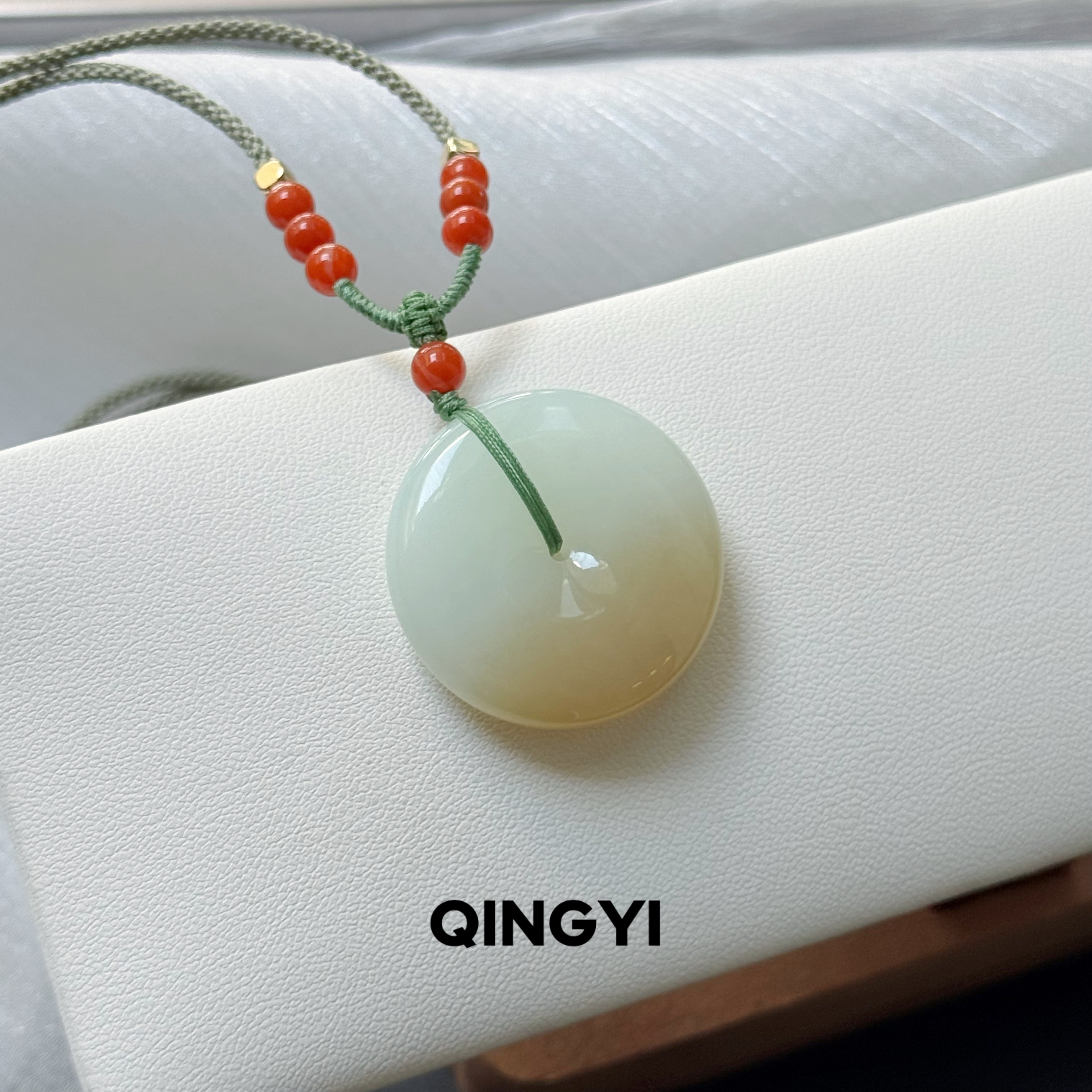 天然正品新疆和田玉俏色平安扣吊坠男女款玉石挂件送朋友长辈礼物,饰品/流行首饰/时尚饰品新,项坠/吊坠,淘宝优惠券,粉丝福利购,淘宝优惠卷