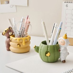 生日礼物送女生创意可爱笔筒办公室学生桌面收纳儿童女孩小礼物