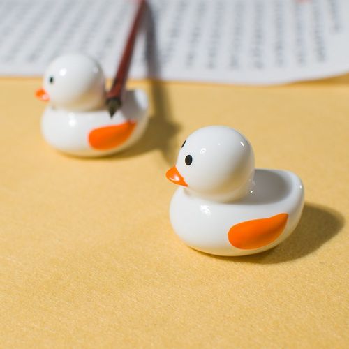 可爱陶瓷笔搁文房四宝毛笔书法国画笔架山小黄鸭搁笔器笔托小摆件