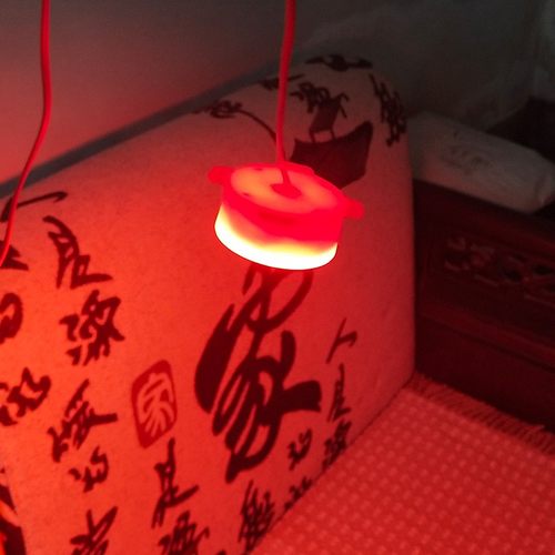 灯笼电源线2米红光led灯阳台户外新年大红铁口植绒灯笼伴侣灯线