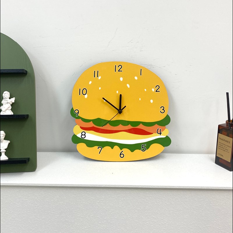 创意卡通汉堡趣味挂钟快餐店炸鸡店挂墙时钟家用走时静音装饰钟表