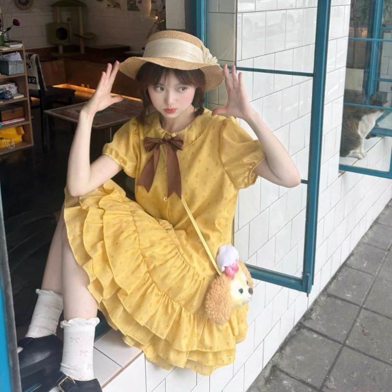 夏季新款萌萌黄油色少女黄色波点初中高中学生时尚提花蛋糕连衣裙