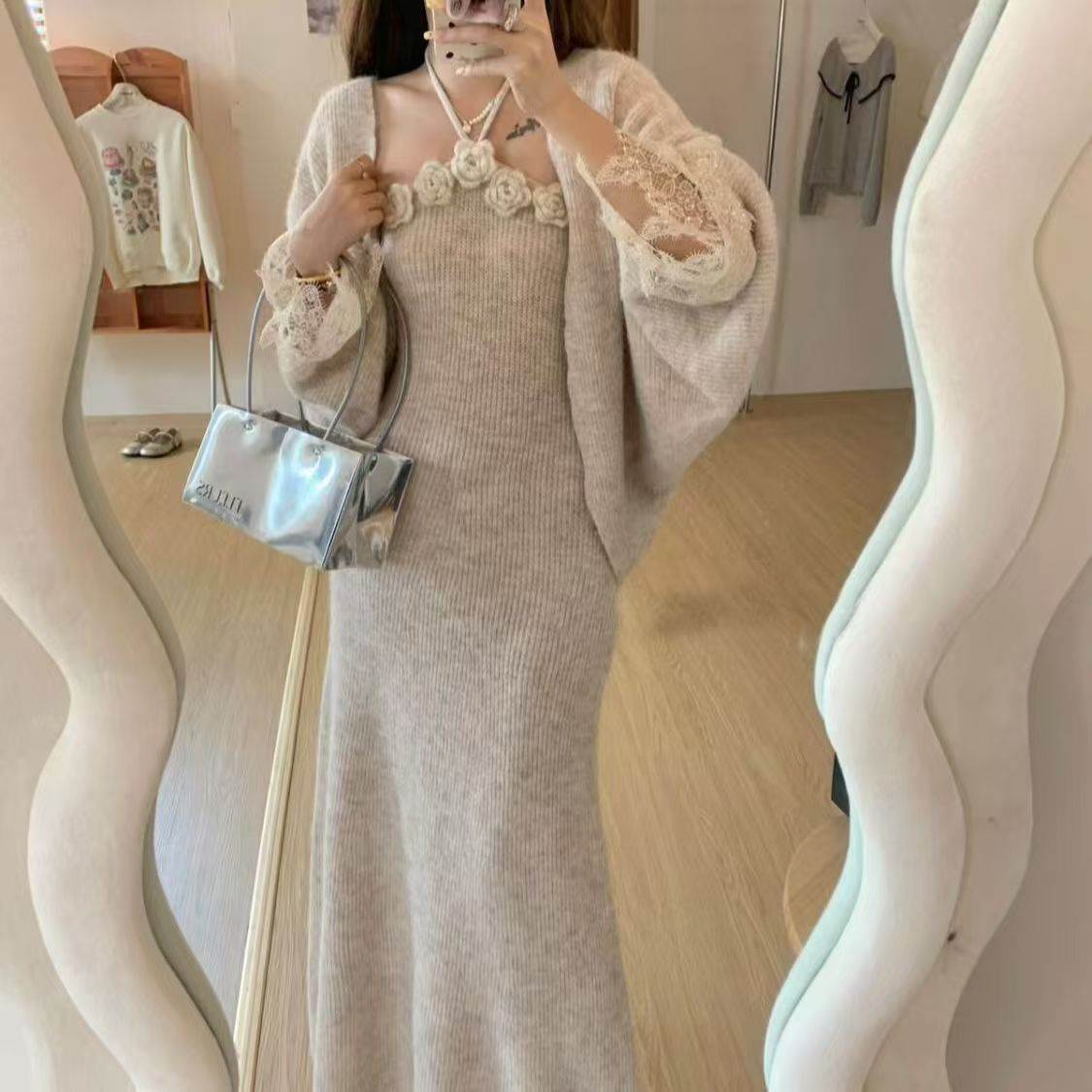 韩版高端名媛套装裙新款时髦慵懒温柔风V领针织开衫+长裙