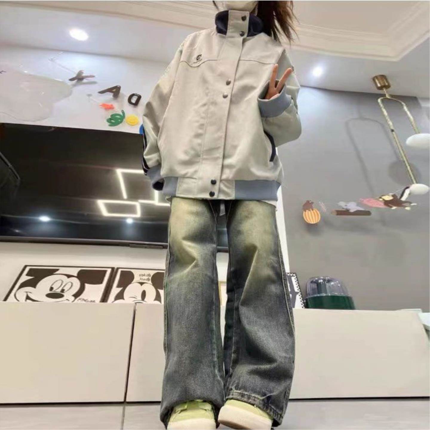 国潮学院风个性条纹设计外套女潮2026春秋新款撞色绣花棒球服夹克