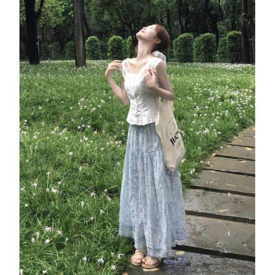 女生韩系ins衣服纯欲慵懒风女装套装法式修身上衣碎花半身裙
