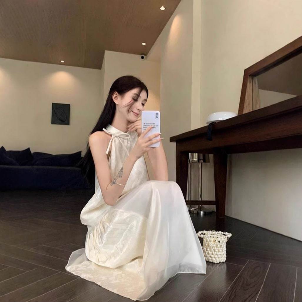 新中式国风旗袍清冷感禅意穿搭一整套挂脖上衣半身裙子套装女夏季