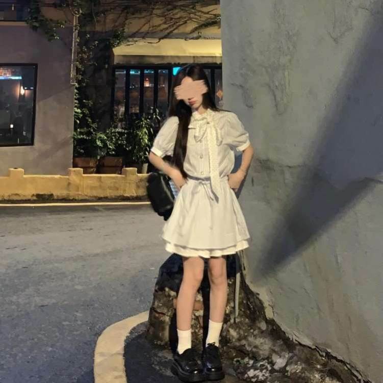 法式甜辣妹波点条纹连衣裙女夏季韩系学院风设计感小个子衬衫裙子