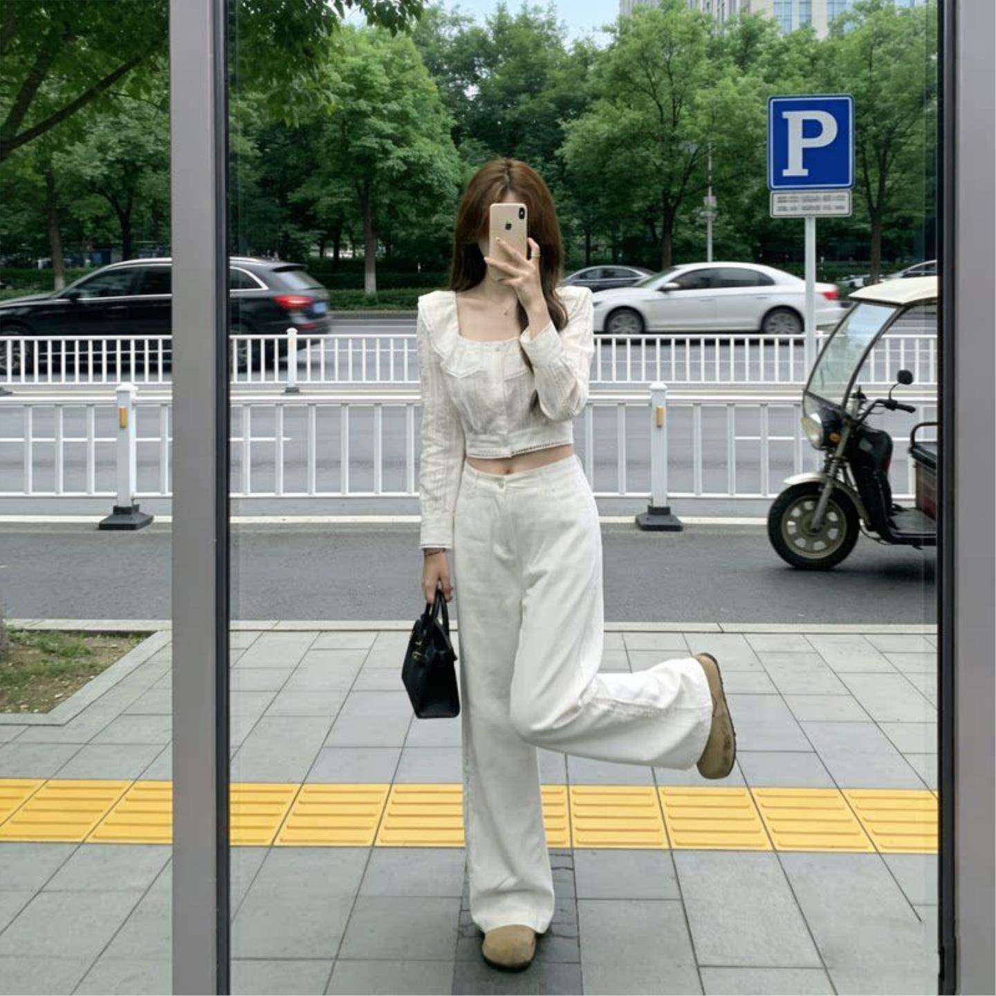秋季女小个子甜妹风短款衬衫方领荷叶边拼接镂空显瘦露腰百搭衬衣