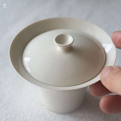 杏白釉斗笠盖碗宽沿不烫手110mL小盖碗泡茶碗茶道茶具高温陶瓷