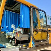 215挖机驾驶室专用防晒窗帘挖掘机免打孔遮阳帘 210 临工135 150