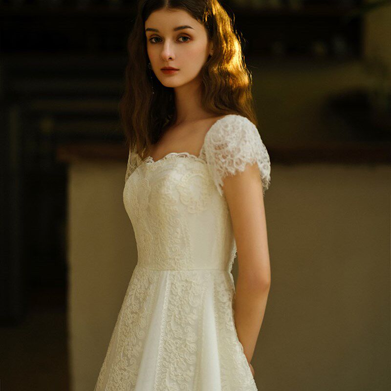 梵娜仙衣轻婚纱主纱2024新款蕾丝简约新娘法式出门纱迎宾白色礼服