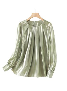 样板房陈设女生衬衫缎面丝绸简约时尚开衫衬衫展厅衣帽间柜子上衣