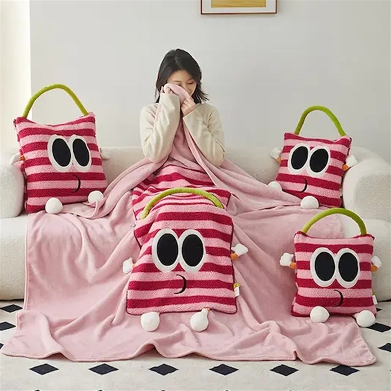 手提大眼怪抱枕被子两用办公室午睡枕头毯子二合一车载靠枕靠垫背