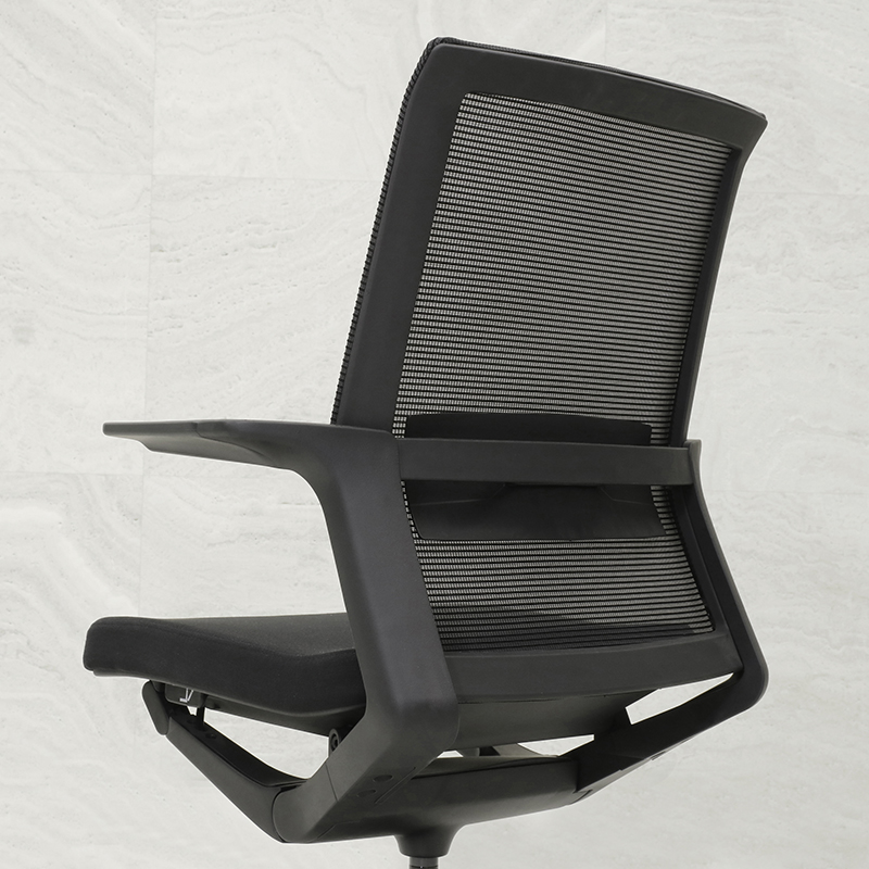 简约黑色职员网布椅可倾仰员工电脑椅子带滑轮靠背座椅办公室家具