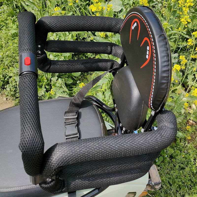 电摩车电动摩托车儿童安全座椅可折叠后置围栏踏板车后座小孩坐椅
