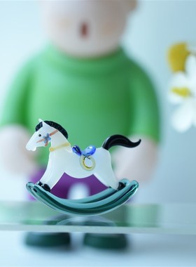 淄博琉璃手作摇摇马桌面摆件马上有钱寓意祝福书桌装饰品手办礼物