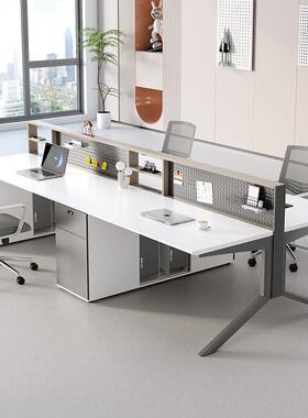 公桌员工位椅组合简办约现比典代位双2人位洞员工工桌洞板屏风职