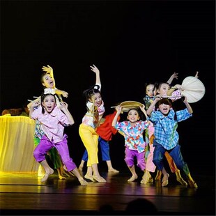 流动娃留守儿童弄堂记忆遥远的爸爸妈G妈大山深处的梦演出舞蹈服