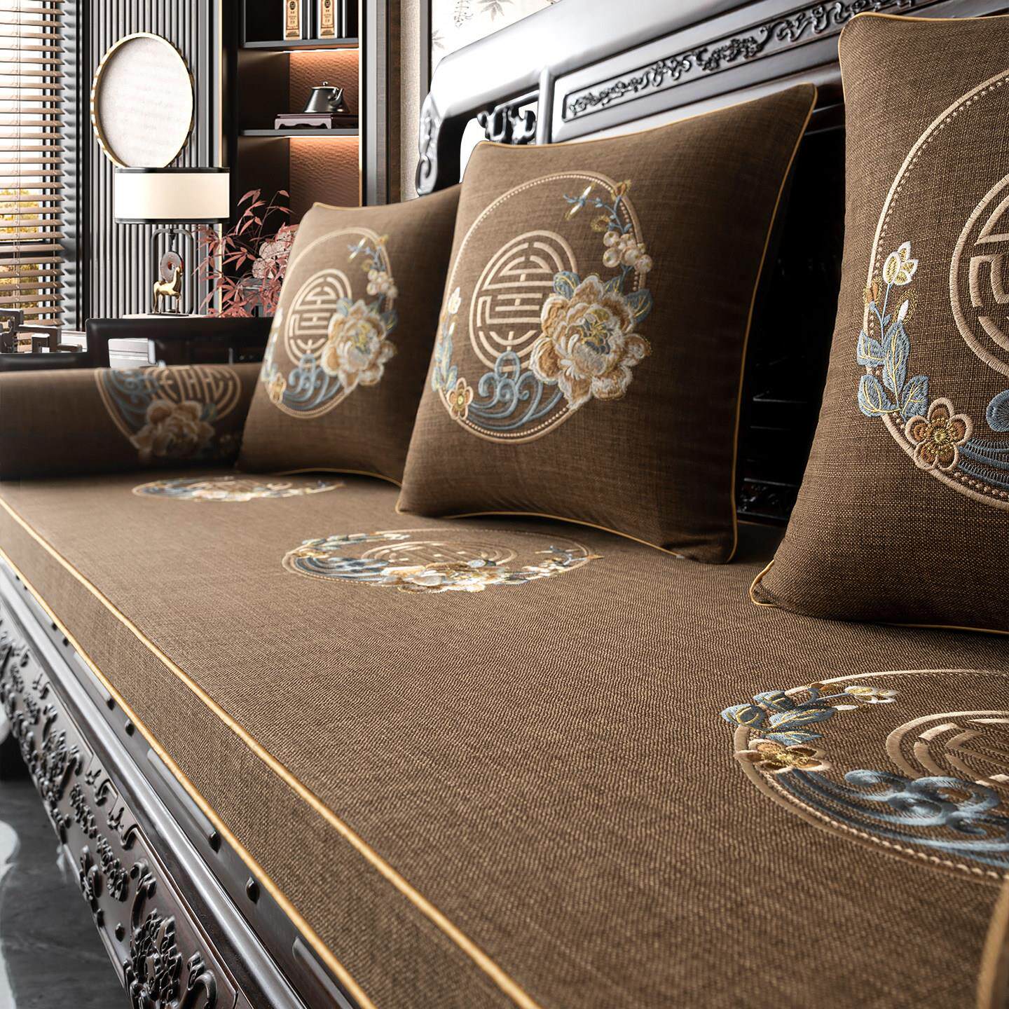 红木沙发坐垫新中式垫子套罩高端国风刺绣实木家具海绵垫2025新款