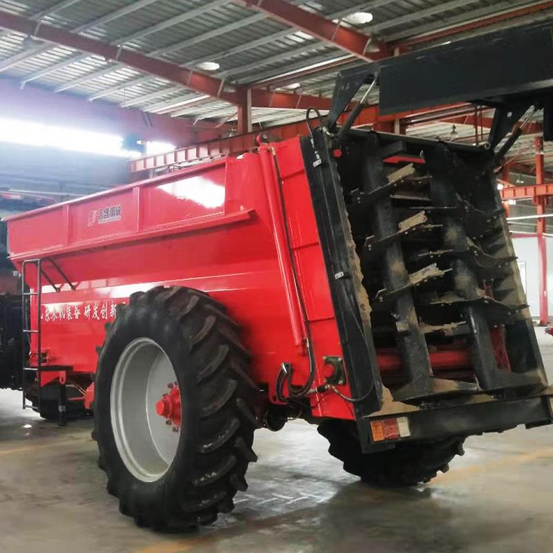 有机肥粪便撒肥车厂家直销量大优惠20马力带撒肥机撒肥面积广