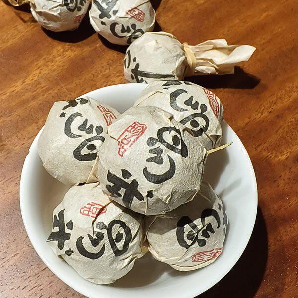 2018年 易武龙珠 8克一颗 ,5颗价格,香醇,回甘久