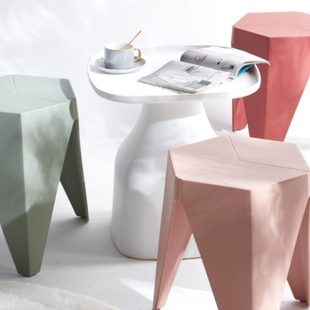 简约凳子塑料凳北欧创意方凳胶凳家用高凳防滑加厚可叠放等位凳子