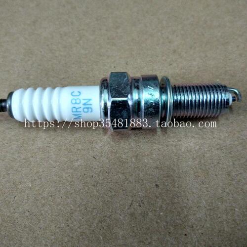 MT新大洲本田摩托车配件电喷NS110T-3FI火花塞NGK MR8C9N进口件