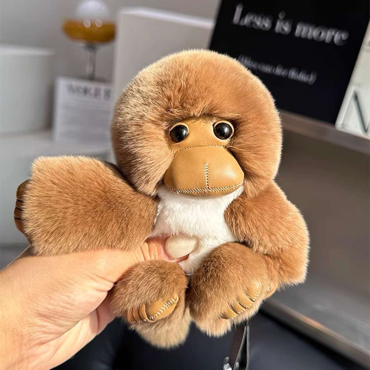 真獭兔毛小猴子汽车钥匙扣挂件ins可爱毛绒公仔玩偶书包挂饰礼物