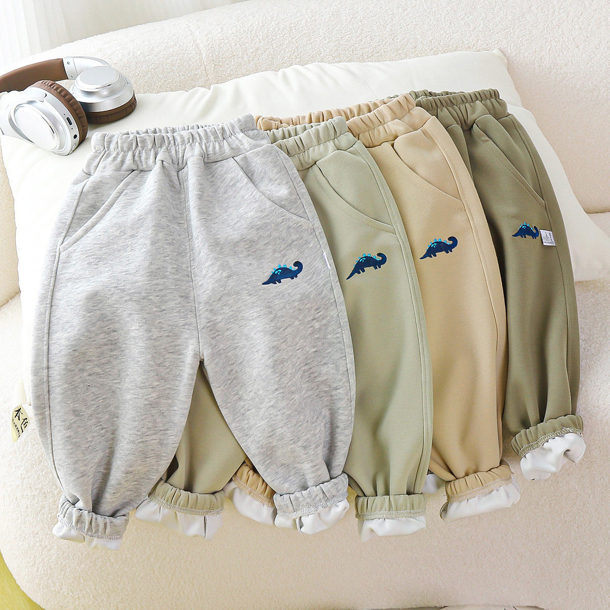 儿童卫裤秋季新款宝宝休闲裤男童外穿长裤宽松裤子童装童裤运动裤