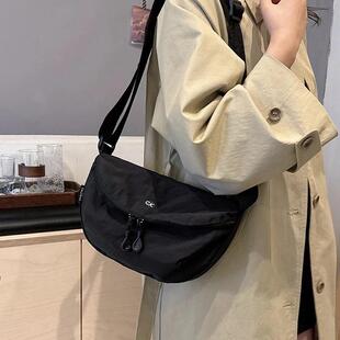 聚鑫华庭日系超轻防水牛津布包男女百搭单肩斜挎包尼龙轻便实