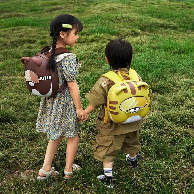 儿童书包幼儿园女孩男孩卡通小班双肩包女宝宝防走失动物揹包定制