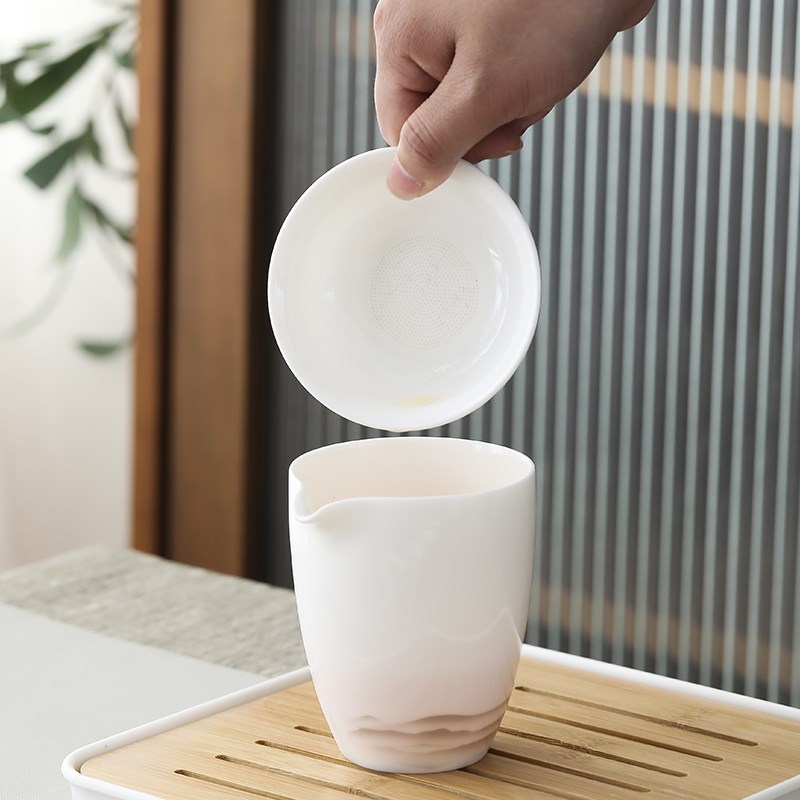 羊脂玉旅行茶具套装2024新款便携式白瓷功夫茶杯车载户外一壶四杯