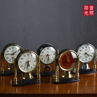 80 90年代老物件怀旧装饰钟表机械钟装饰白鸽牌 闹钟 摆设道具收