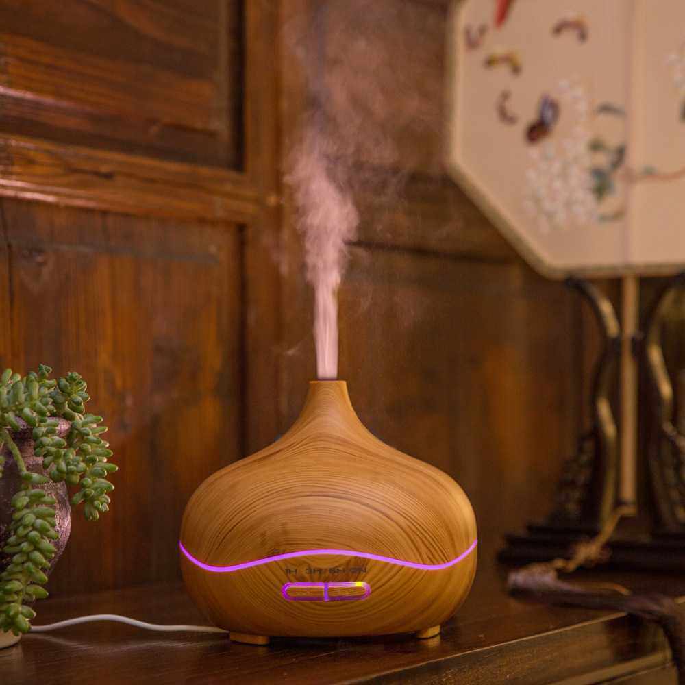 300ML大容量家用办公空气净化器 LED七彩木纹香熏加湿器工厂